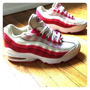 Nike Air Max 95 Size 5.5Y